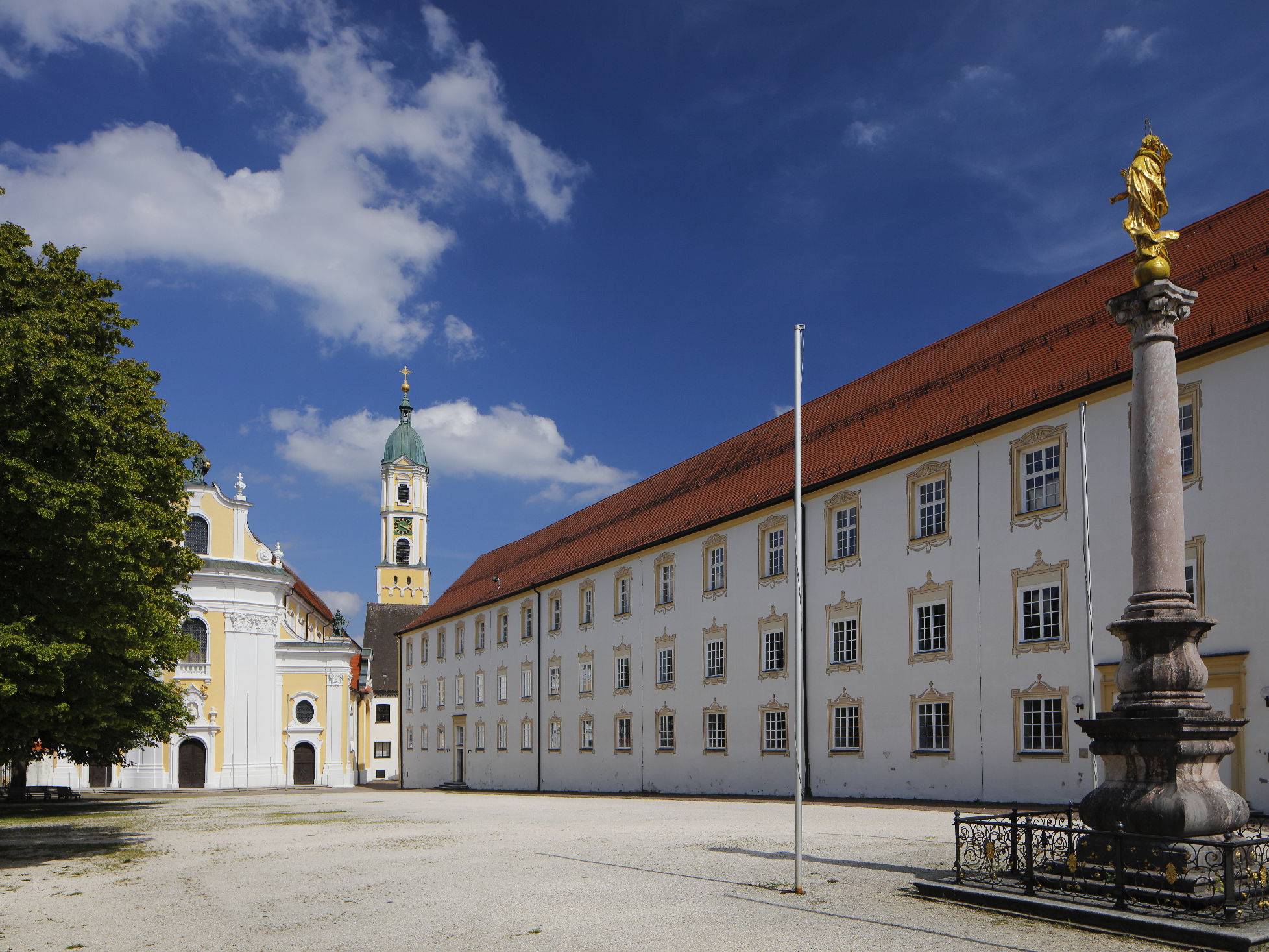  Klosteranlage Hof 